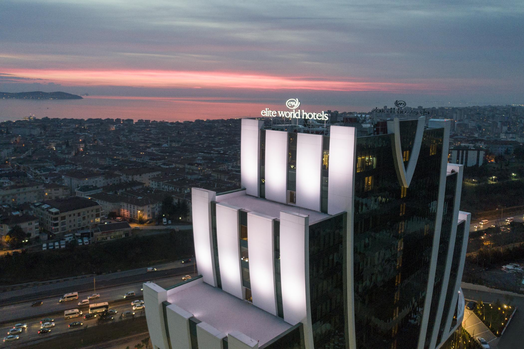 Elite World Grand Istanbul Kuecuekyali Hotel Exterior photo